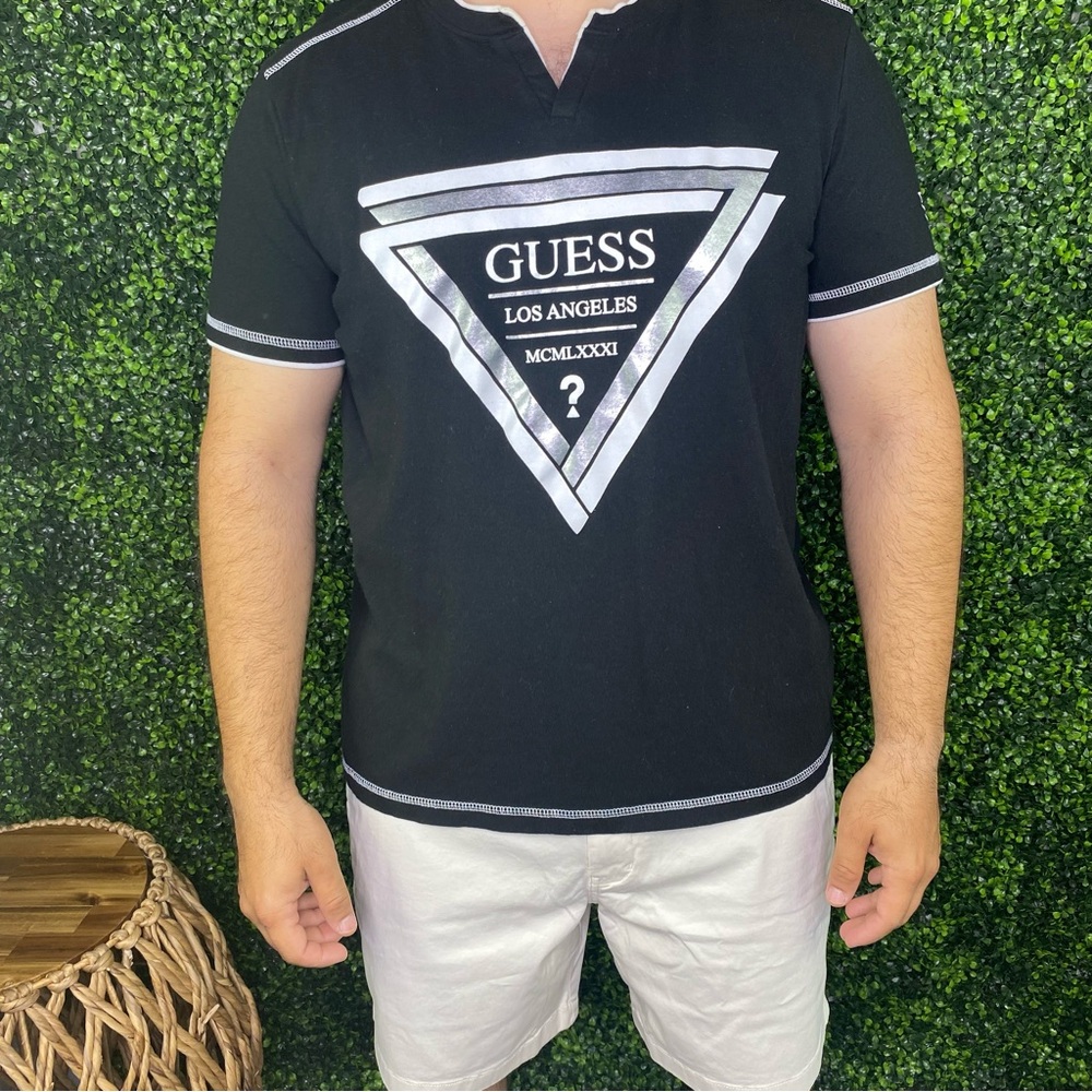 Guess Black Short Sleeve Tee with Geometric Logo NWOT